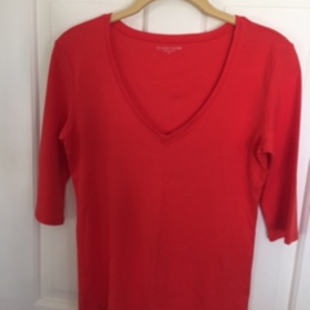 woman's tee shirt